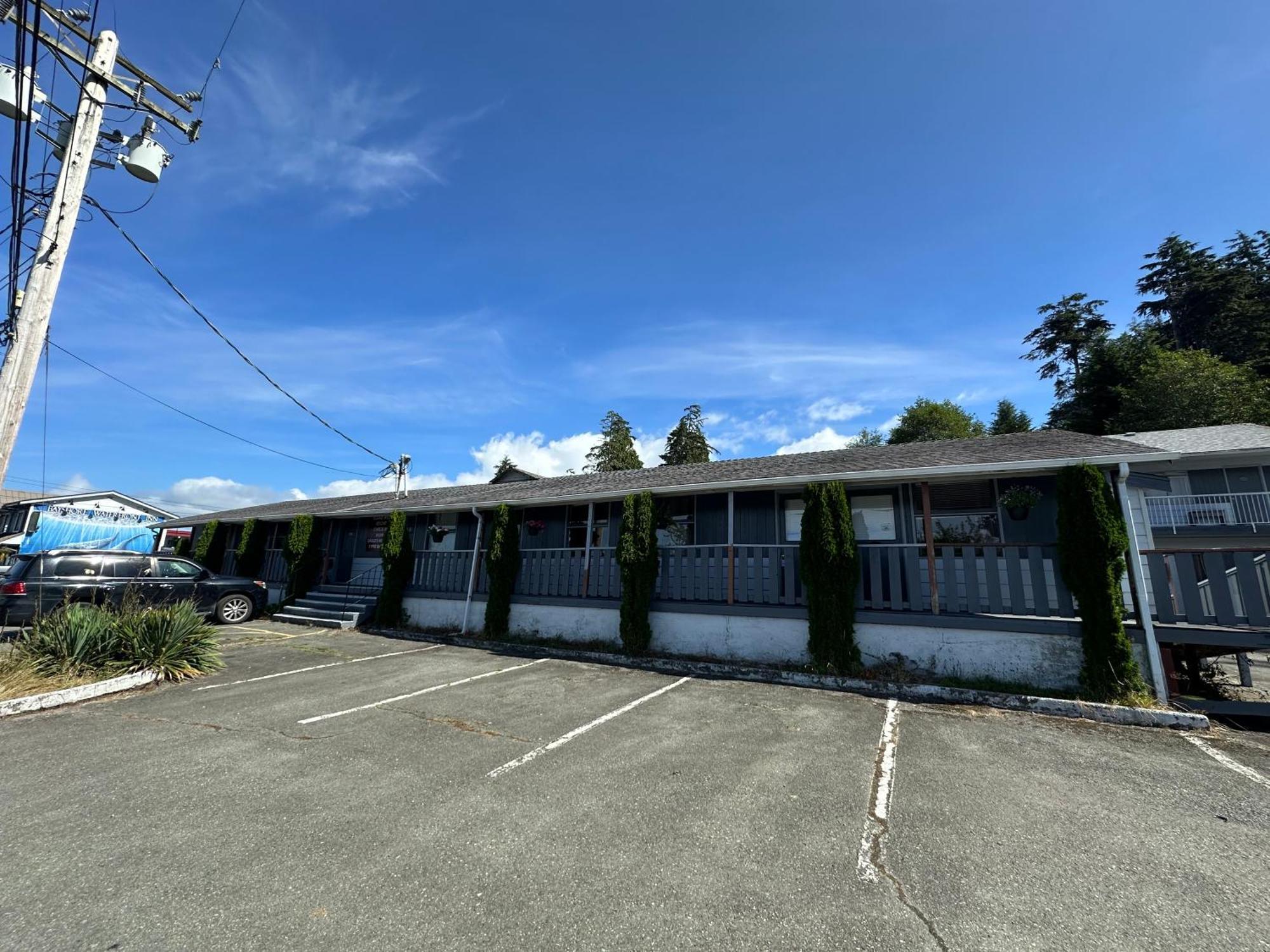 Island West Resort-Motel Ucluelet Exterior foto