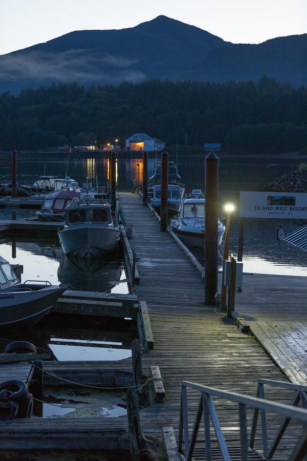 Island West Resort-Motel Ucluelet Exterior foto